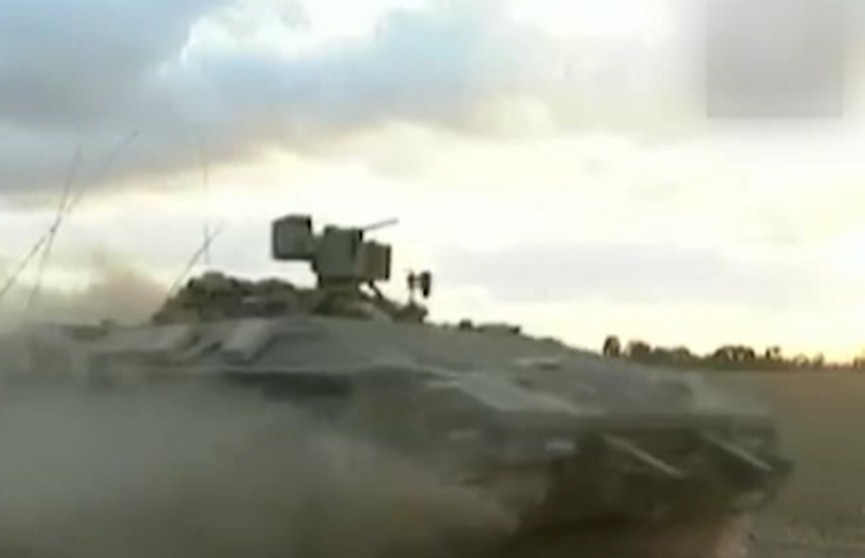 ​СМИ: Израиль стягивает танки к сектору Газа