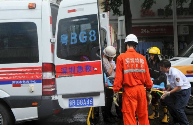 Опрокинулся грузовик: в Китае 12 человек погибли и 11 получили ранения