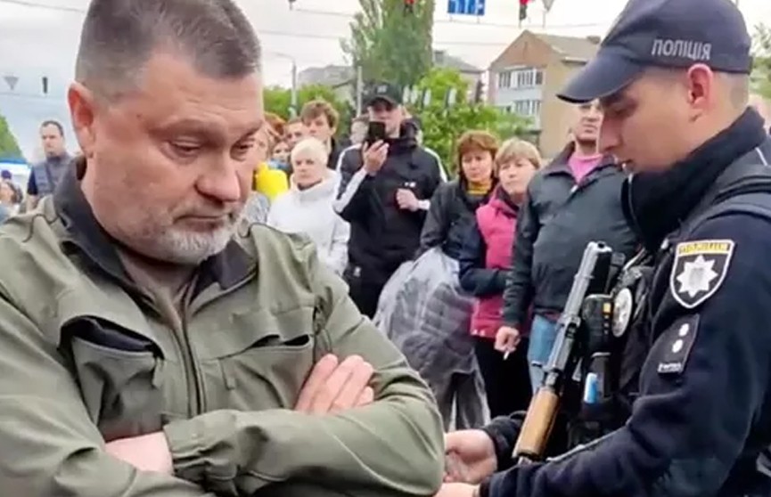 Зеленский уволил чиновника, сбившего под Киевом четырех человек