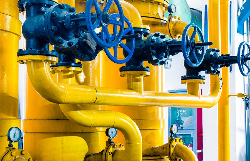 «Газпром» с 1 июня прекратит поставки газа Shell и датской Orsted