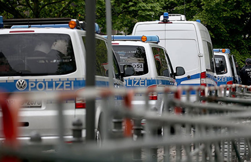 Неизвестные захватили заложников в центре немецкого Кёльна