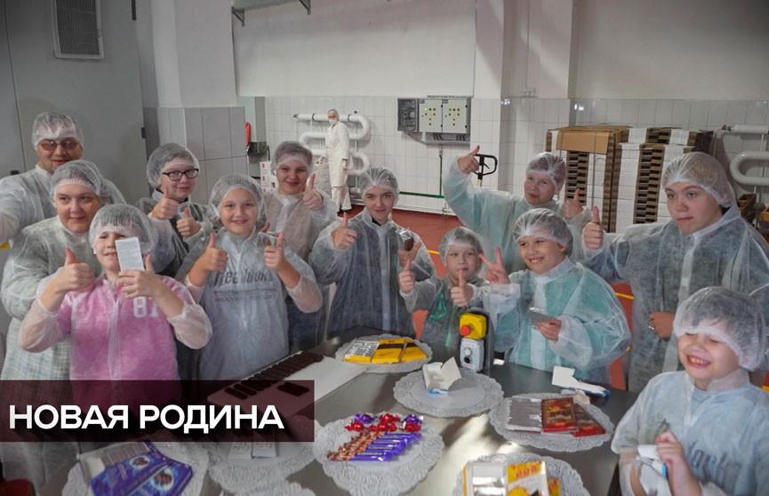 Побег из «райского сада»: что заставило семью с десятью детьми уехать из Латвии в Россию через Беларусь