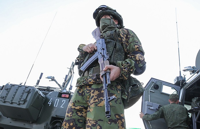 Лукашенко анонсировал российско-белорусские военные учения на украинской границе