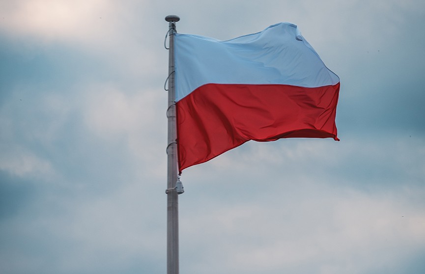Польша призвала ЕС как можно быстрее отказаться от импорта нефти из России