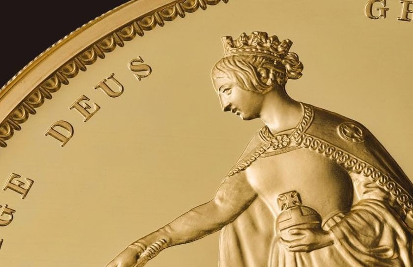 Пятикилограммовую монету выпустил монетный двор Великобритании