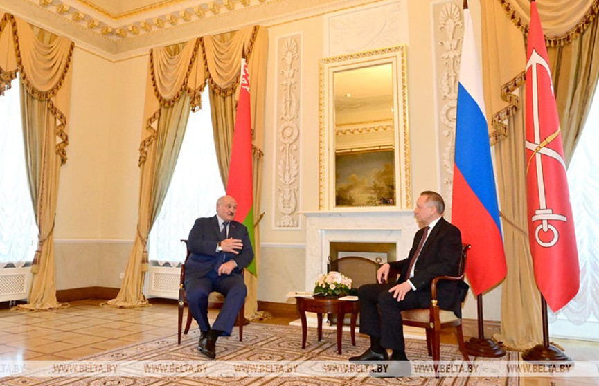О чем говорил Лукашенко во время встречи с губернатором Санкт-Петербурга: экономика, союз Беларуси и России, встреча с Путиным