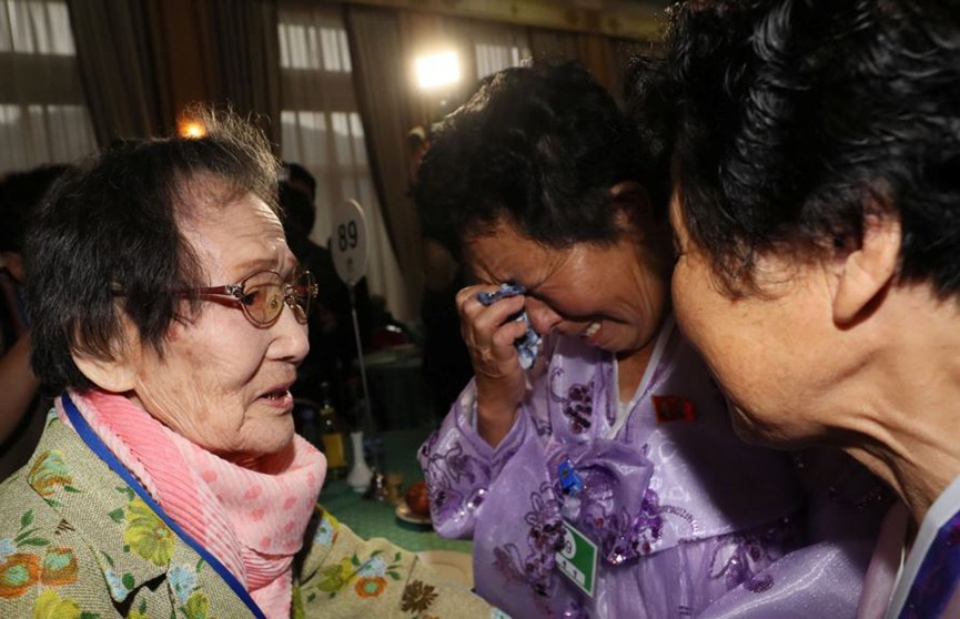 Разделённые семьи корейцев впервые за три года встретились в КНДР