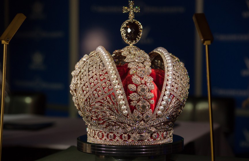 Два килограмма золота и бриллиантов: копию короны Российской империи привезут на «Славянский базар в Витебске»