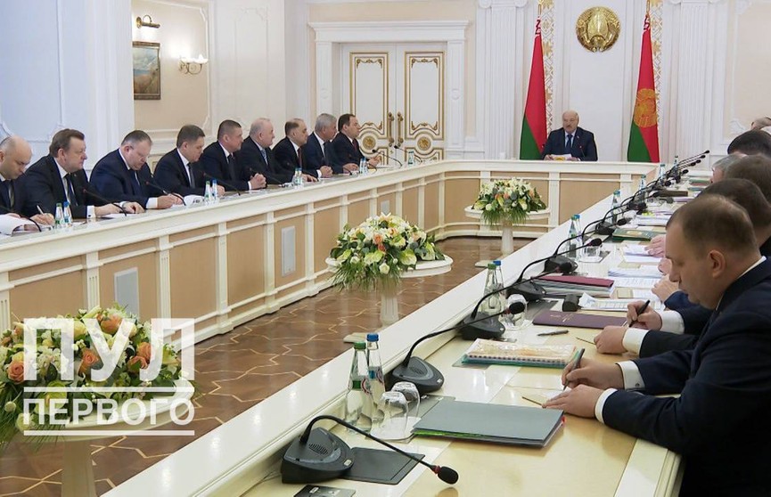 Лукашенко рассказал, когда пойдет речь о новом пакете интеграционных документов с Россией