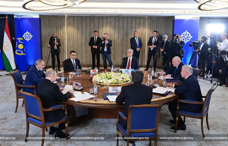 Сила лишь в единстве. Лукашенко принял участие в саммите ОДКБ в Ереване