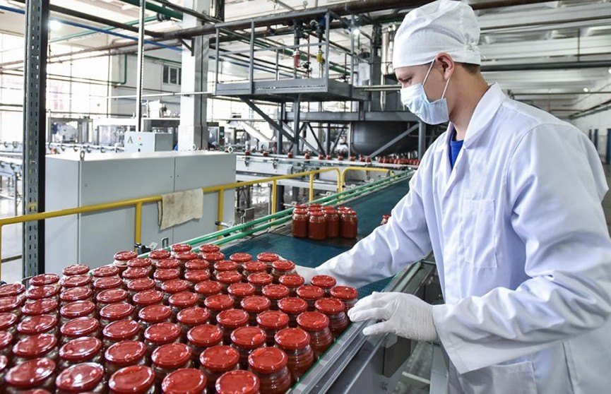 Для улучшения показателей: Борисовский консервный завод оформлял фиктивные сделки