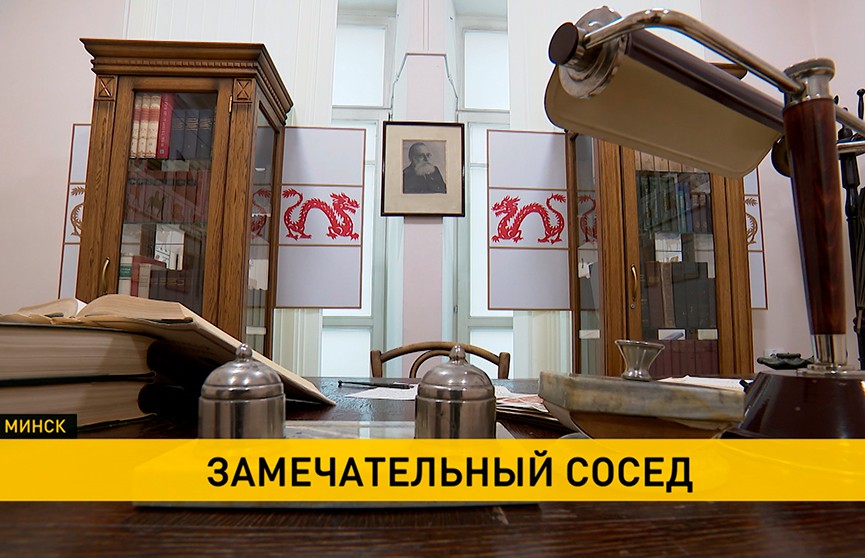 В Литературном музее Петруся Бровки реконструировали домашний кабинет профессора БГУ Николая Никольского