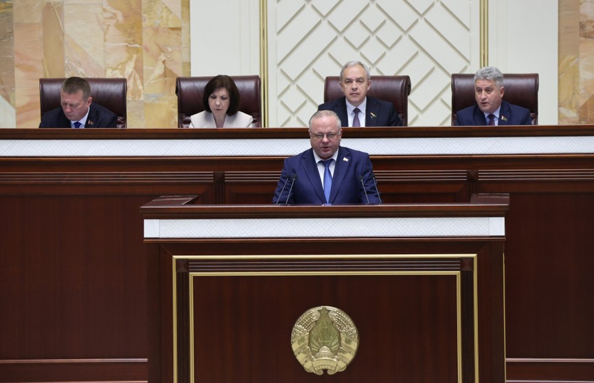 В Доме правительства на заседании двух палат парламента обсудили модернизацию контрольно-надзорной деятельности