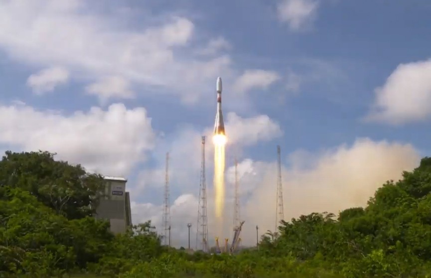 Российская ракета-носитель успешно доставила на орбиту французский спутник