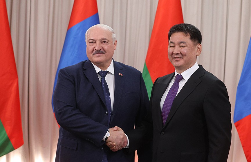 «Мы бы хотели с чего-то хорошего, великого начать с вами». А. Лукашенко провел переговоры с президентом Монголии