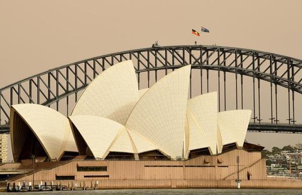 Газ в оперном театре Сиднея стал причиной эвакуации более 500 человек