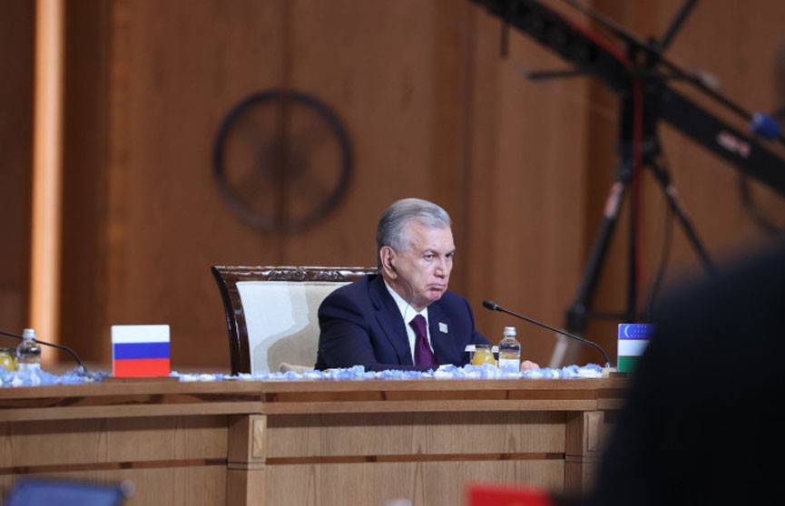 Президент Узбекистана предложил ШОС пересмотреть вопросы безопасности