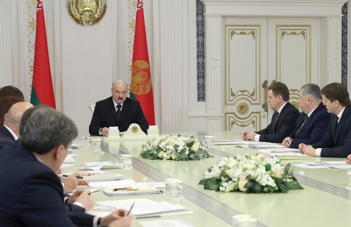 Лукашенко: Информационная отрава сродни химическому оружию