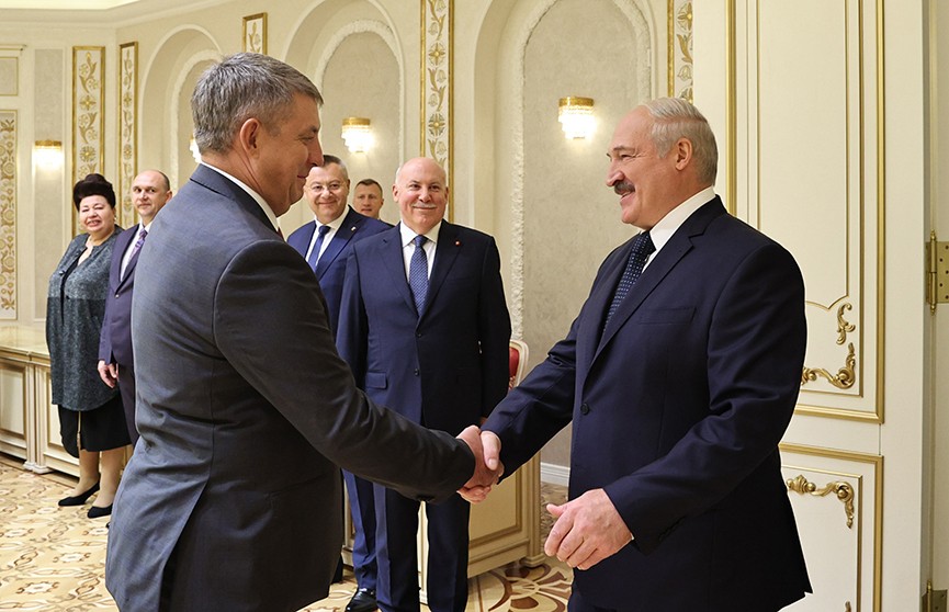 Работа на экономику: итоги встречи Президента Беларуси с губернатором Брянской области