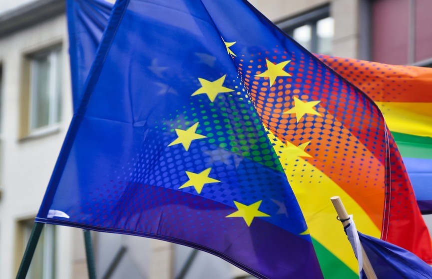 ЕСПЧ обязал Румынию признавать однополые браки
