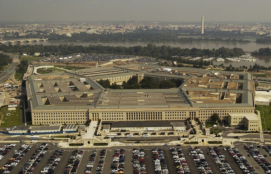США пересмотрят свое военное присутствие на Украине, заявили в Пентагоне