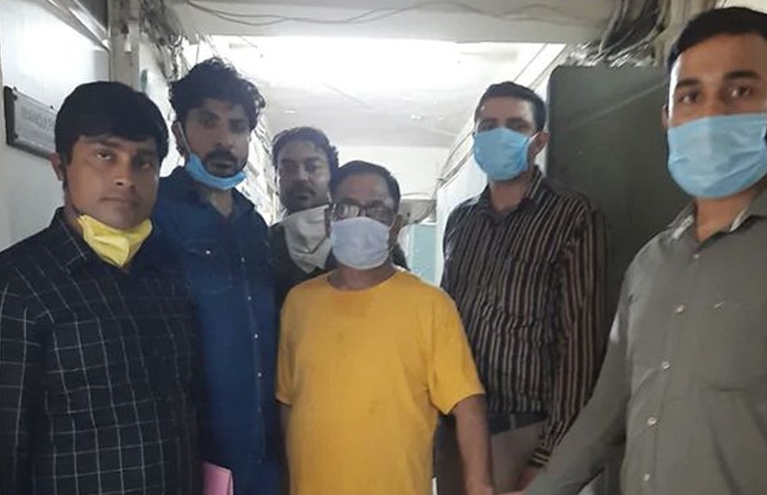 Приговоренный к пожизненному заключению врач сбежал от полиции в Индии