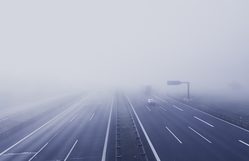 В ГАИ назвали пять самых важных правил безопасного вождения в туман