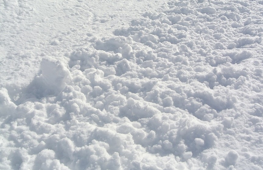 Торговым центрам Минска дали сутки на уборку снега, иначе их закроют