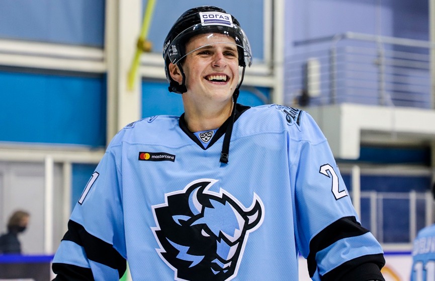 Белорусский хоккеист Алексей Протас дебютировал в НХЛ за «Вашингтон»