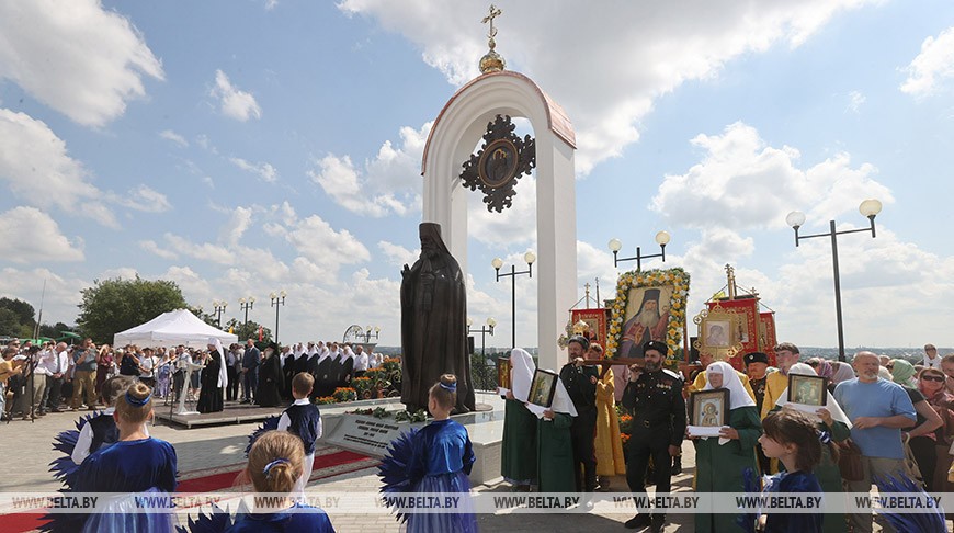 Памятник Георгию Конисскому торжественно открыт в Могилеве в день памяти святителя