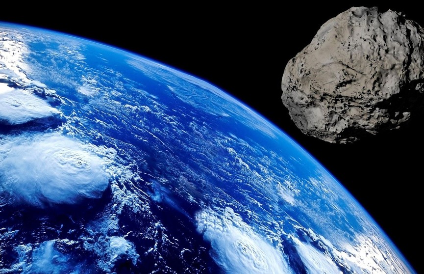 Астероид размером с пирамиду Хеопса приближается к Земле