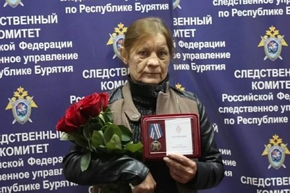 В России подросток заслонил мать и пожертвовал жизнью, чтобы спасти ее от удара ножа