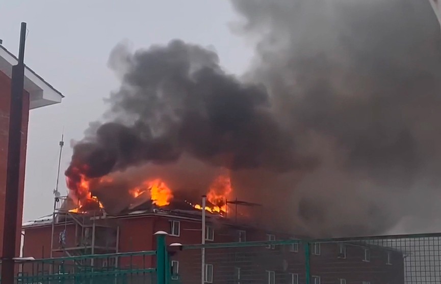 Более 300 человек эвакуировали из-за пожара в хостеле в Подмосковье