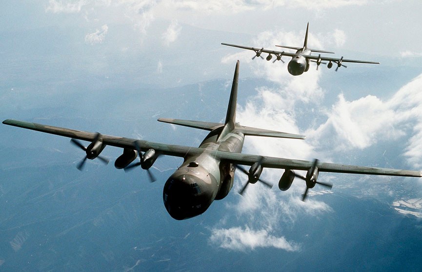 Американский самолет-разведчик был в воздухе над Черным морем при атаке на Севастополь