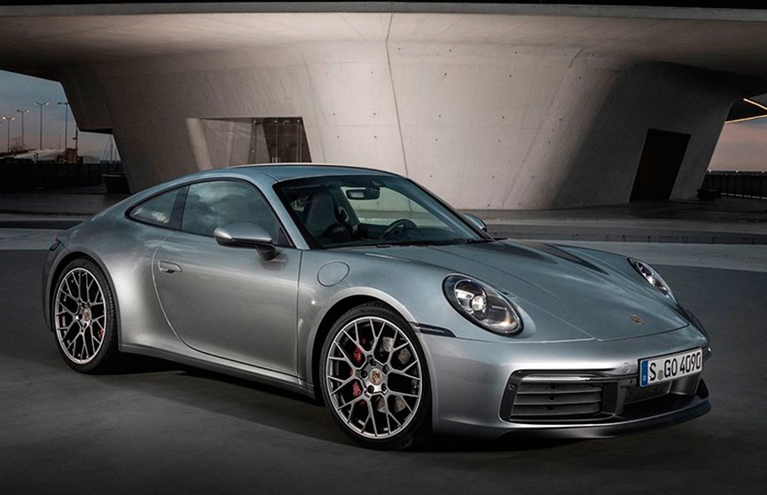 Легендарный Porsche 911 восьмого поколения представили официально