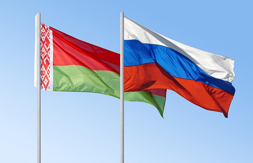 Путин: Беларусь и Россия не будут объединяться в единое государство
