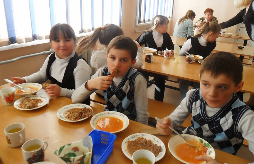 Вкусовые предпочтения учеников школ и гимназий изучат в Минске