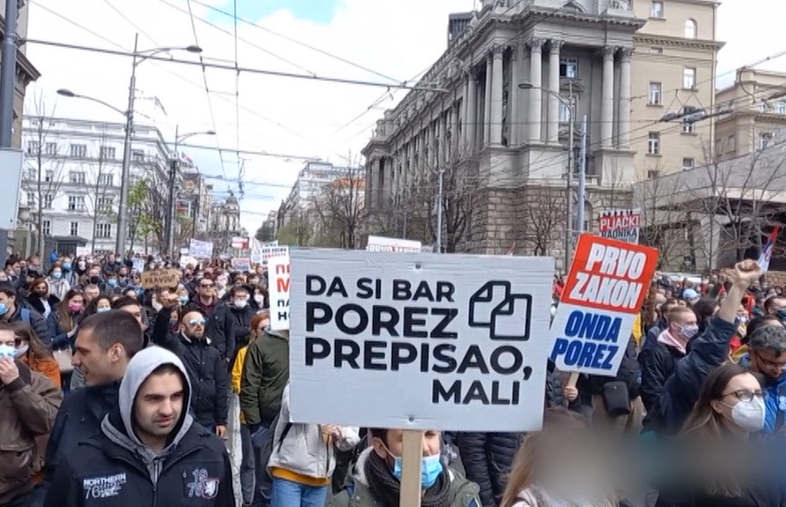 Массовые протесты прошли в Сербии