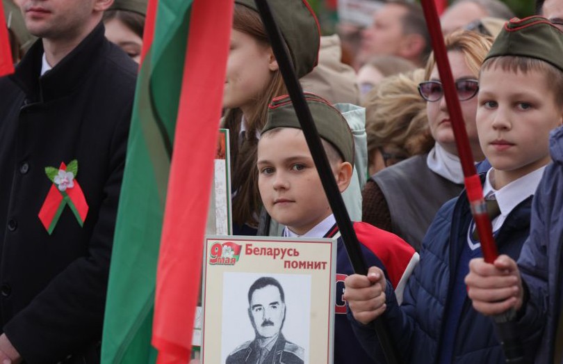 А. Лукашенко: На примере героев войны мы сегодня воспитываем нашу молодежь