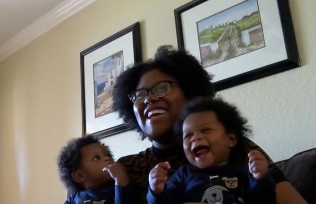 «Я будто сорвала джекпот»: американка родила две пары близнецов за год