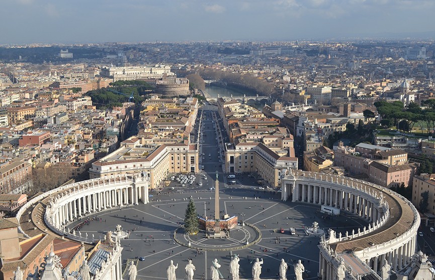Папа Римский заявил о желании провести переговоры России и Украины в Ватикане