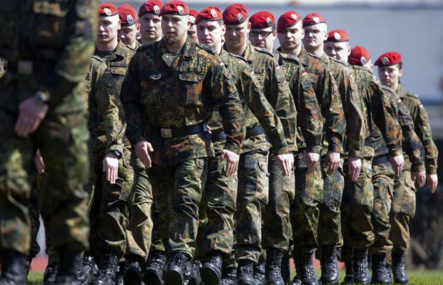 Беженцев предложили привлекать к регулярной военной службе в Германии