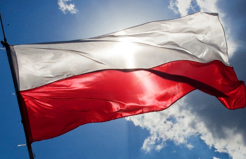 В Польше заявили о готовности к переговорам с Украиной по поставкам продуктов