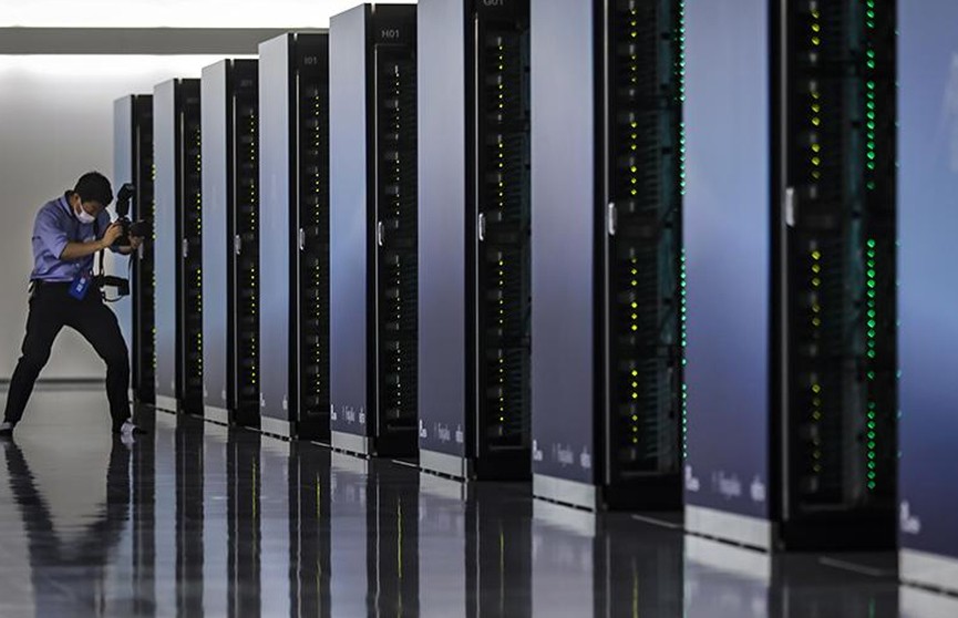 Самый быстрый суперкомпьютер в мире вывели на полную мощность