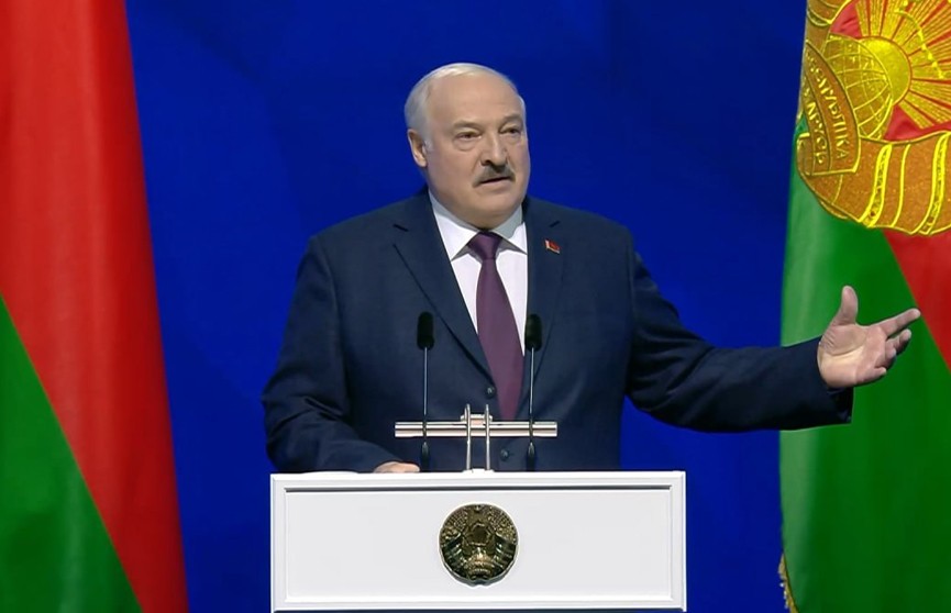 Лукашенко: мой век заканчивается, но обстоятельства вынуждают работать