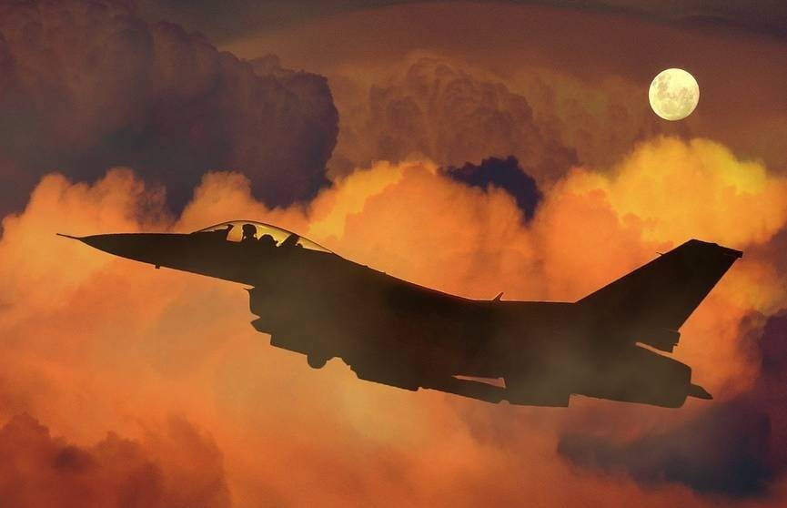В Белом доме заявили об уважении любого решения по поставкам F-16 Украине