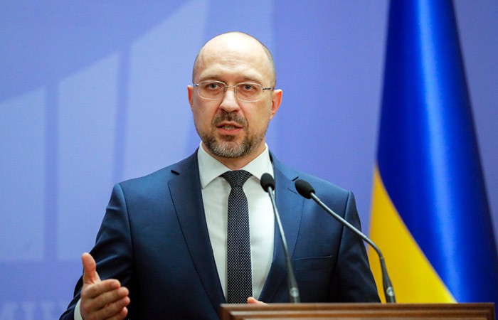 Премьер-министр Украины заявил о возможном прекращении выплаты пенсий через 15 лет