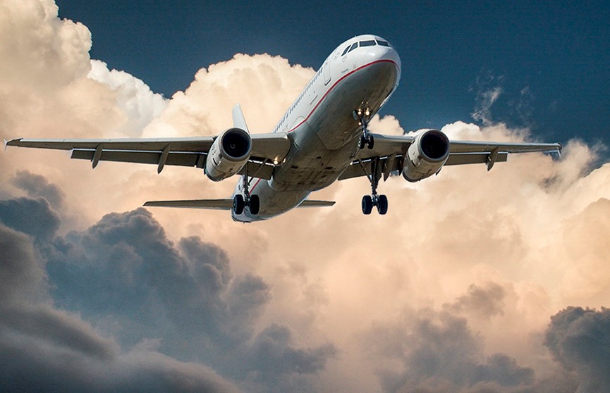 Запрет на регулярное авиасообщение в Грузии продлен до 30 сентября