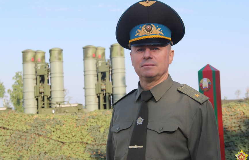 В Беларуси на боевое дежурство заступил очередной дивизион С-400