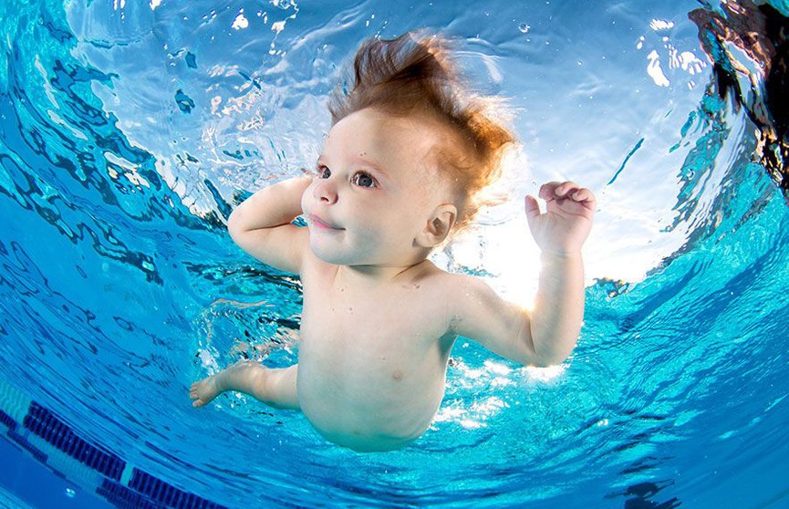 «Дети под водой»: невероятно милые фотографии фотографа Сета Кастила
